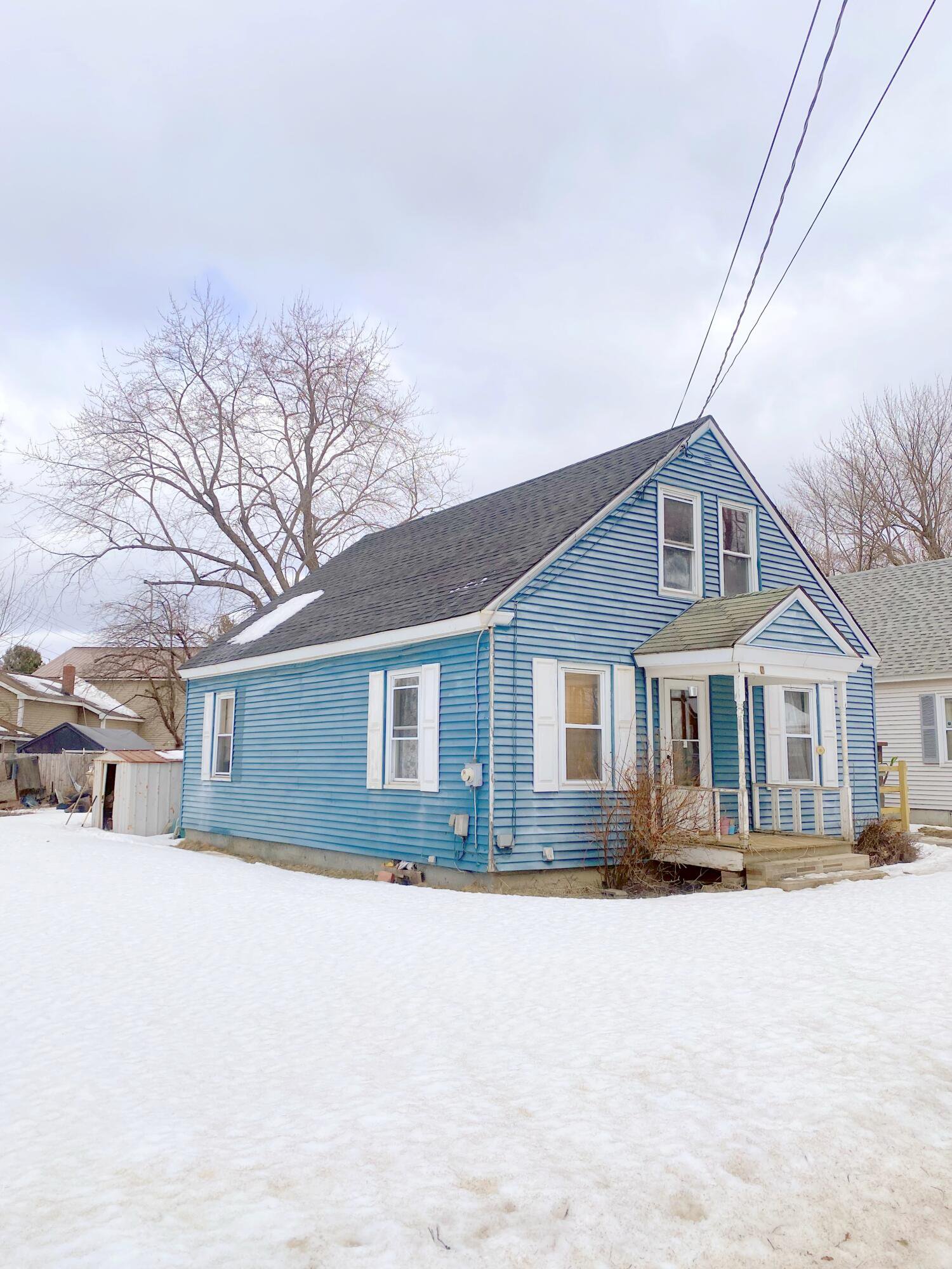 26 Montcalm Street, Fairfield, 04937