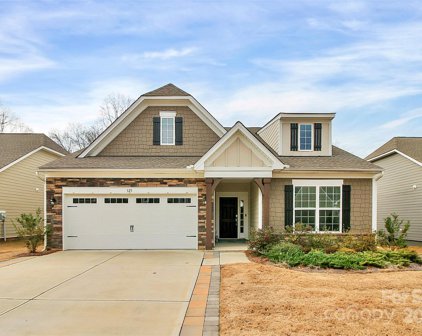 325 Picasso  Trail, Mount Holly