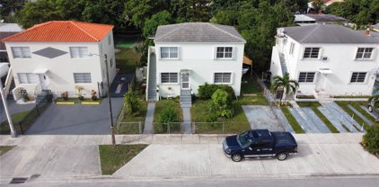 341 E 14th St, Hialeah