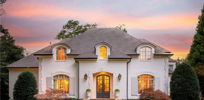 4380 Paran Summit Nw Court, Atlanta