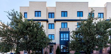 2411 Richmond Hwy Unit #101, Alexandria