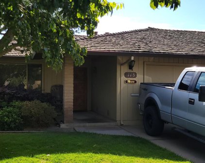 330 Woodside DR 113, Salinas