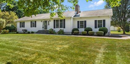 335 Pheasant Dr, Middletown