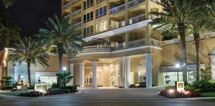 35 Watergate Drive Unit 805, Downtown