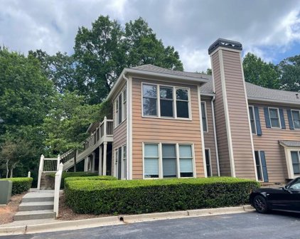 209 Abingdon Way, Sandy Springs
