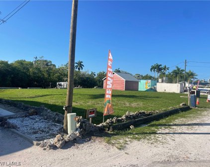 4567 Pine Island Nw Road, Matlacha