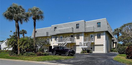 275 Capri Circle N Unit 105, Treasure Island