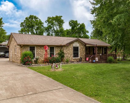 211 Davis Park Dr, Smyrna