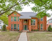 612 Forest Bend  Drive, Plano image