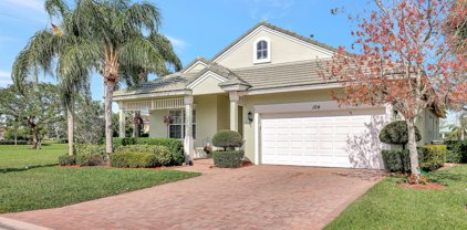 104 NW Willow Grove Avenue, Port Saint Lucie