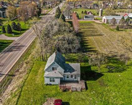 6716 Centerville Road, Centerville