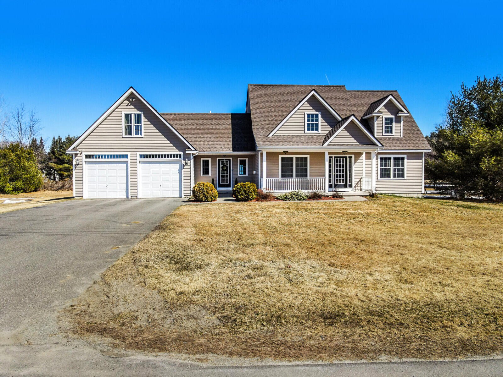 77 Robin Court, Skowhegan, 04976