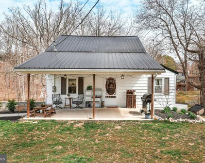 713 Pumping Station Rd, Hanover