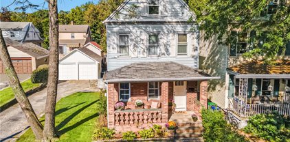 129 Second Avenue, Pelham