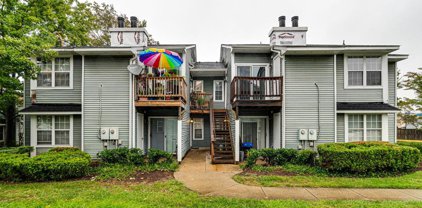 8626 Beekman Pl Unit #26D, Alexandria