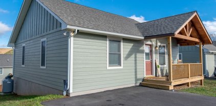 575 Townhomes Place Unit 34, Boone