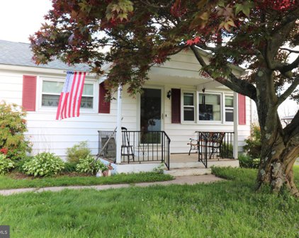 536 Elm   Street, Bally