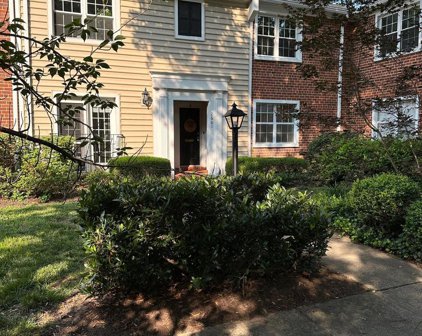 2661 S Walter Reed Dr Unit #C, Arlington