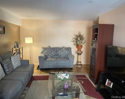 345 Bronx River Road Unit #3-M, Yonkers