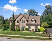 3315 North Bay Hill, Upper Saucon Township image