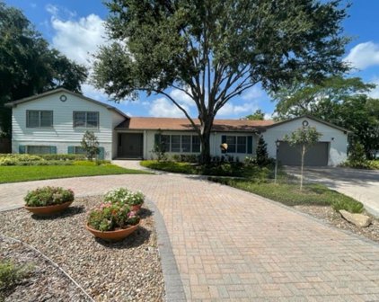 2806 Alsace Court, Belle Isle