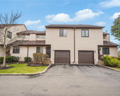 17 Ryan Court, Nanuet