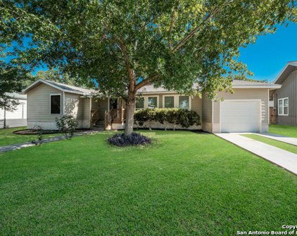 2726 W Mistletoe Ave, San Antonio