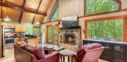 120 Hemlock Circle, Beech Mountain