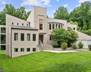 8636 Old Dominion Dr, Mclean image