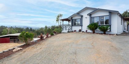 3862 Las Flores, Fallbrook