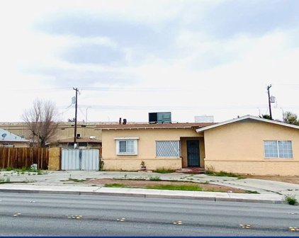 2201 Stewart Avenue, Las Vegas