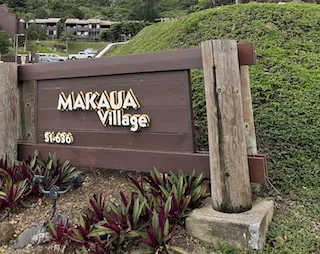 Makaua Village Sign