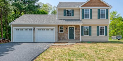 151 Cedar Ln, Reading