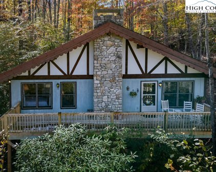 219 Greenbriar Road, Beech Mountain