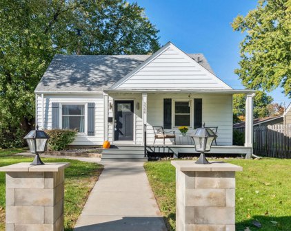 3388 Rhode Island Avenue S, Saint Louis Park