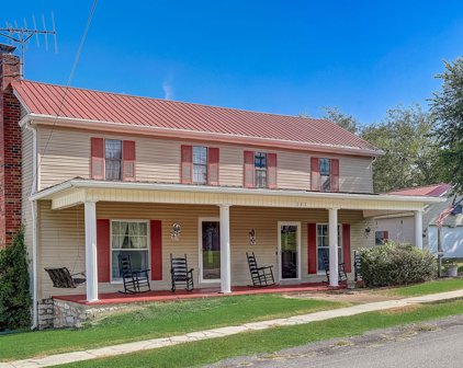103 E Main St, Alexandria