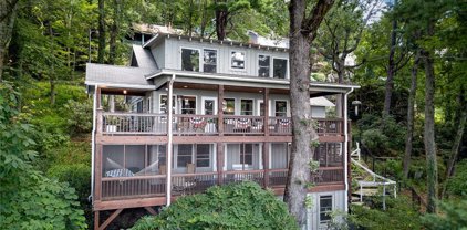 270 Buxton Street, Blowing Rock