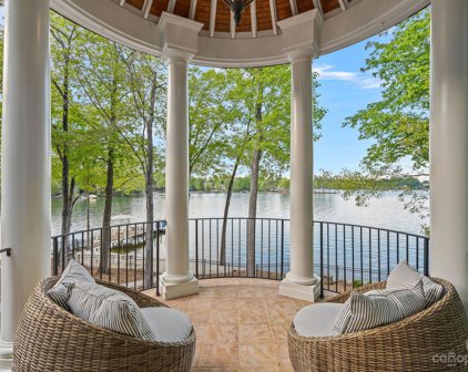 111 Moors End  Loop, Mooresville