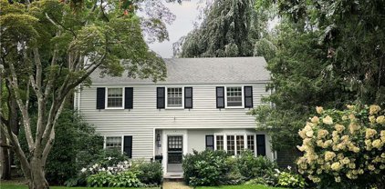 15 Roosevelt Place, Scarsdale