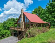 1608 Bench Mountain Way, Sevierville image