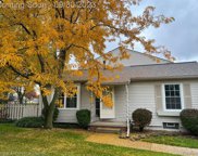 24305 BASHIAN, Novi image