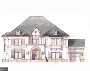 1038 Dead Run Dr, Mclean image