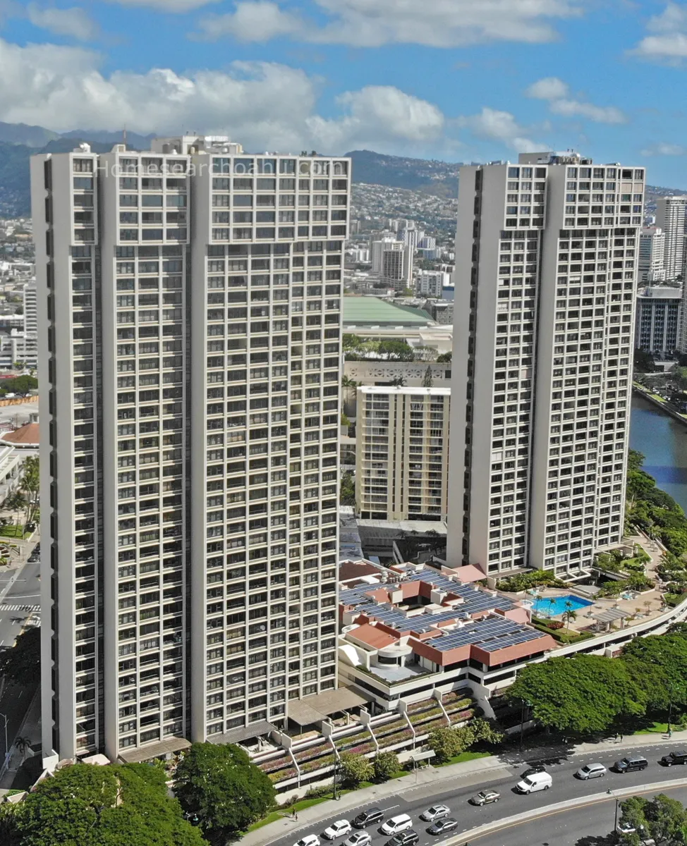 Yacht Harbor Towers