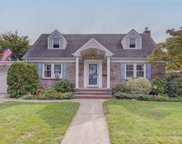 71 W Maple Drive, New Hyde Park image