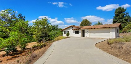 2406 Gum Tree Lane, Fallbrook