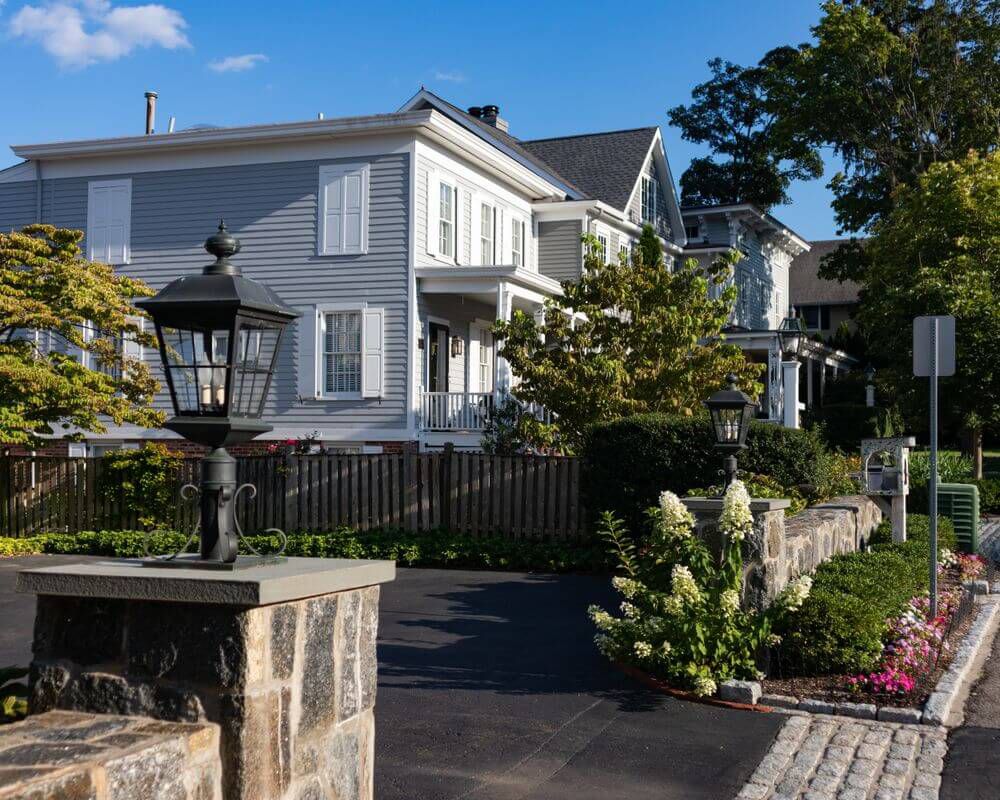 Litchfield Real Estate