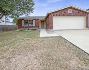 635 Nw Crossing Dr, New Braunfels image