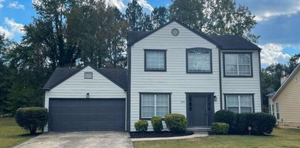2200 Burdett Ridge, College Park