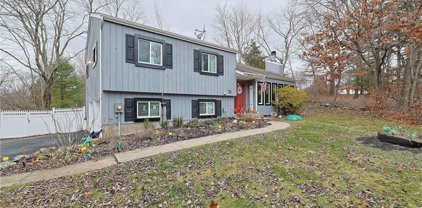 79 Scenic Hills Drive, Poughkeepsie