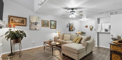 3201 Donnelly  Circle Unit 309, Fort Worth